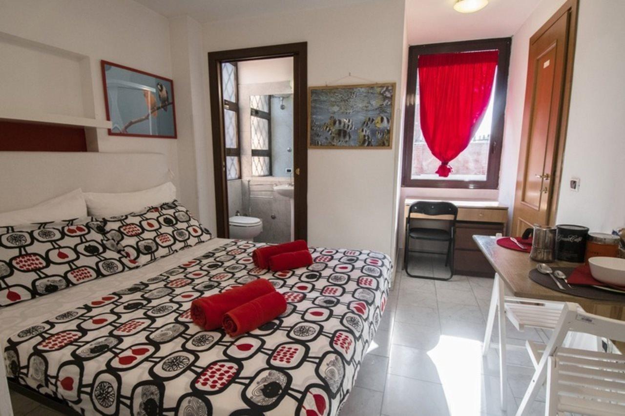 Bed and Breakfast La Voliera Рим Екстер'єр фото