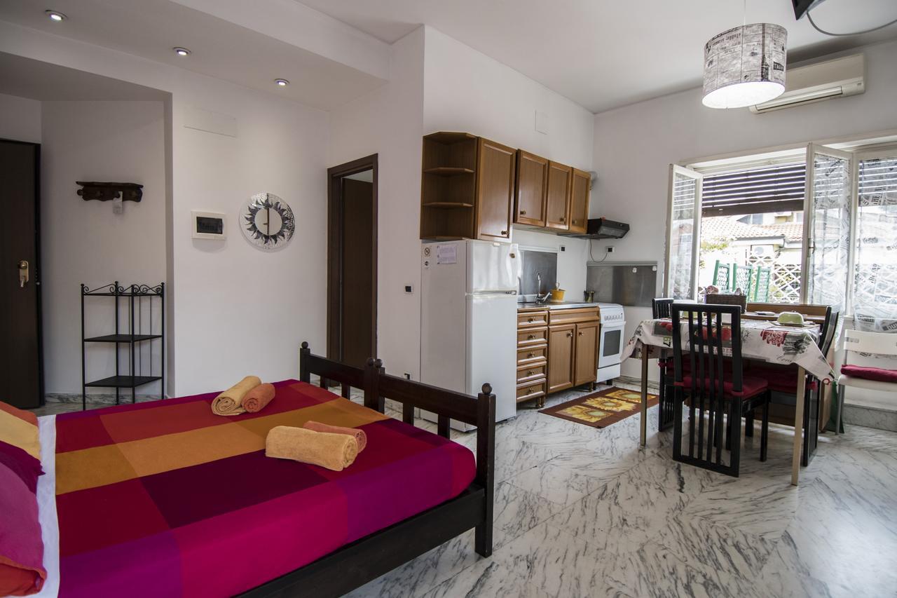 Bed and Breakfast La Voliera Рим Екстер'єр фото