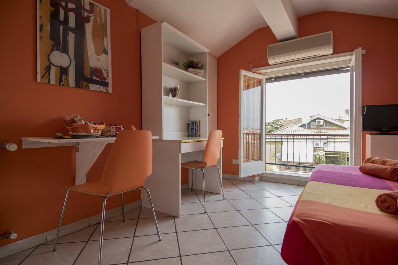 Bed and Breakfast La Voliera Рим Екстер'єр фото