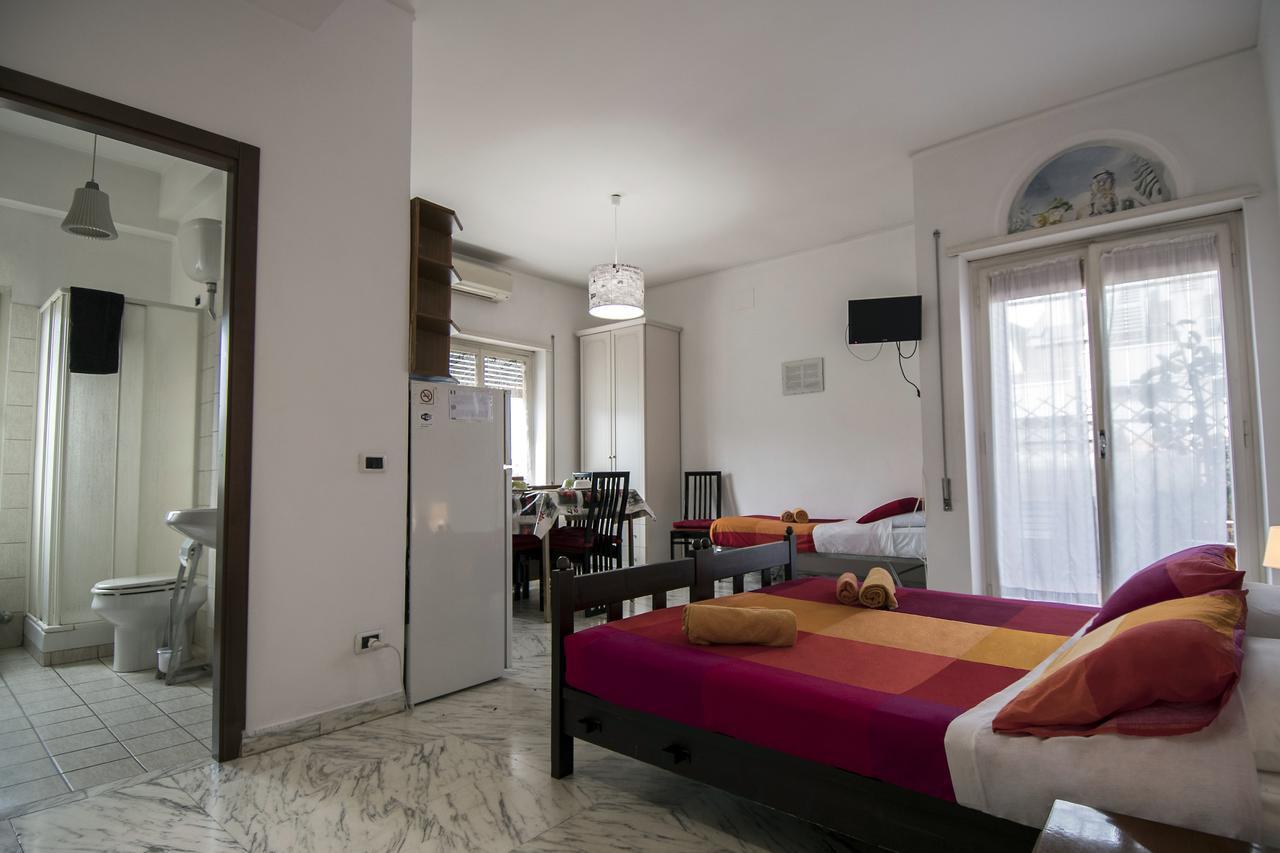 Bed and Breakfast La Voliera Рим Екстер'єр фото